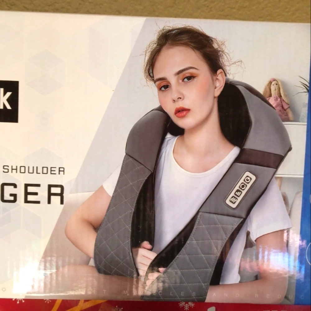 Neck & shoulder massage